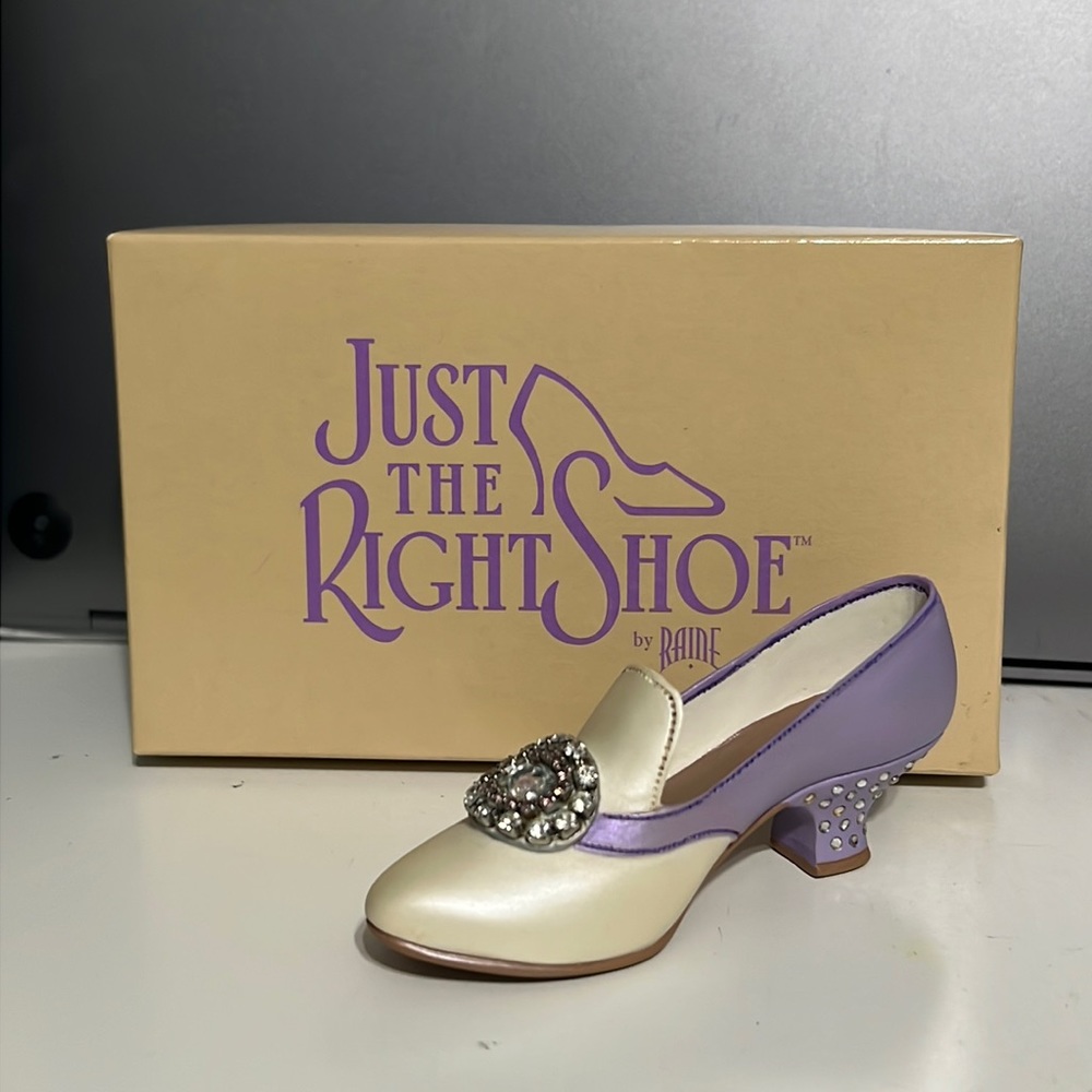 Just the Right Shoe “Jeweled Heel Pump” #25011 Miniature Collectible in Box